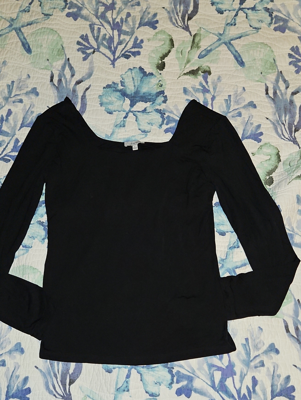 white birch Black Square-Neck Long Sleeve Top Built In Bra